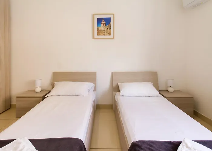 Swieqi With Shared Facilities 109 * Is-Swieqi