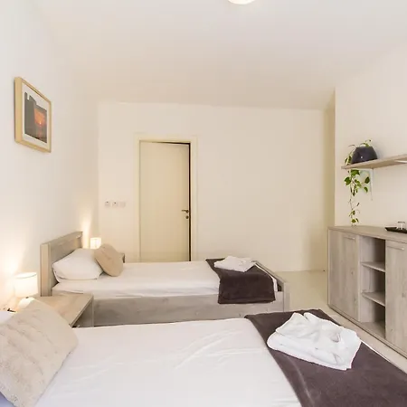 Swieqi With Shared Facilities 109