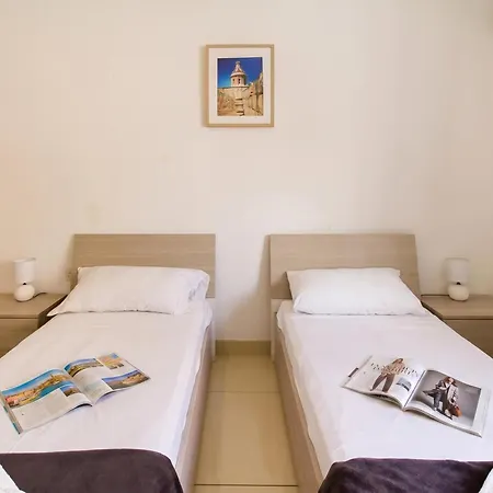 Swieqi With Shared Facilities 109 Apartman *